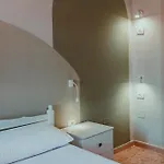 Bed Station & Bar *