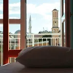 Bed Station & Bar *