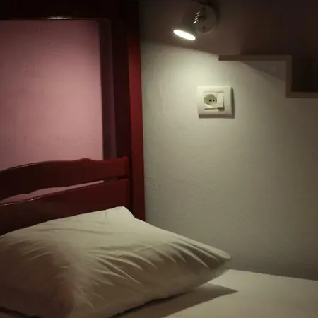 Bed Station & Bar Ostello *