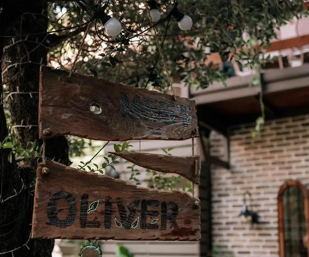 Bed Station & Bar * Shkodër