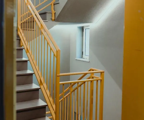 Hostel Bed Station & Bar