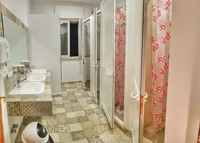 Bed Station & Bar Hostel