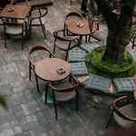 Bed Station & Bar بيت شباب شكودر