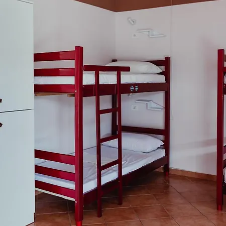 Hostel Bed Station & Bar Shkodra