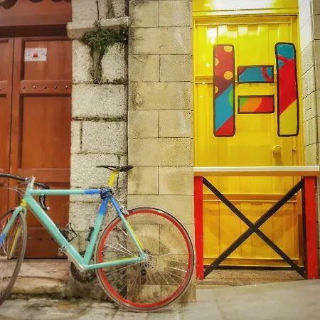 Bed Station Hostel&bar