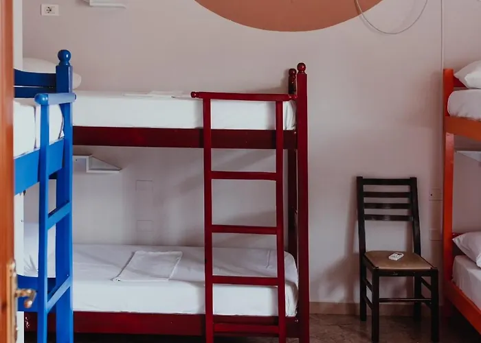 Hostel Bed Station & Bar Shkodra